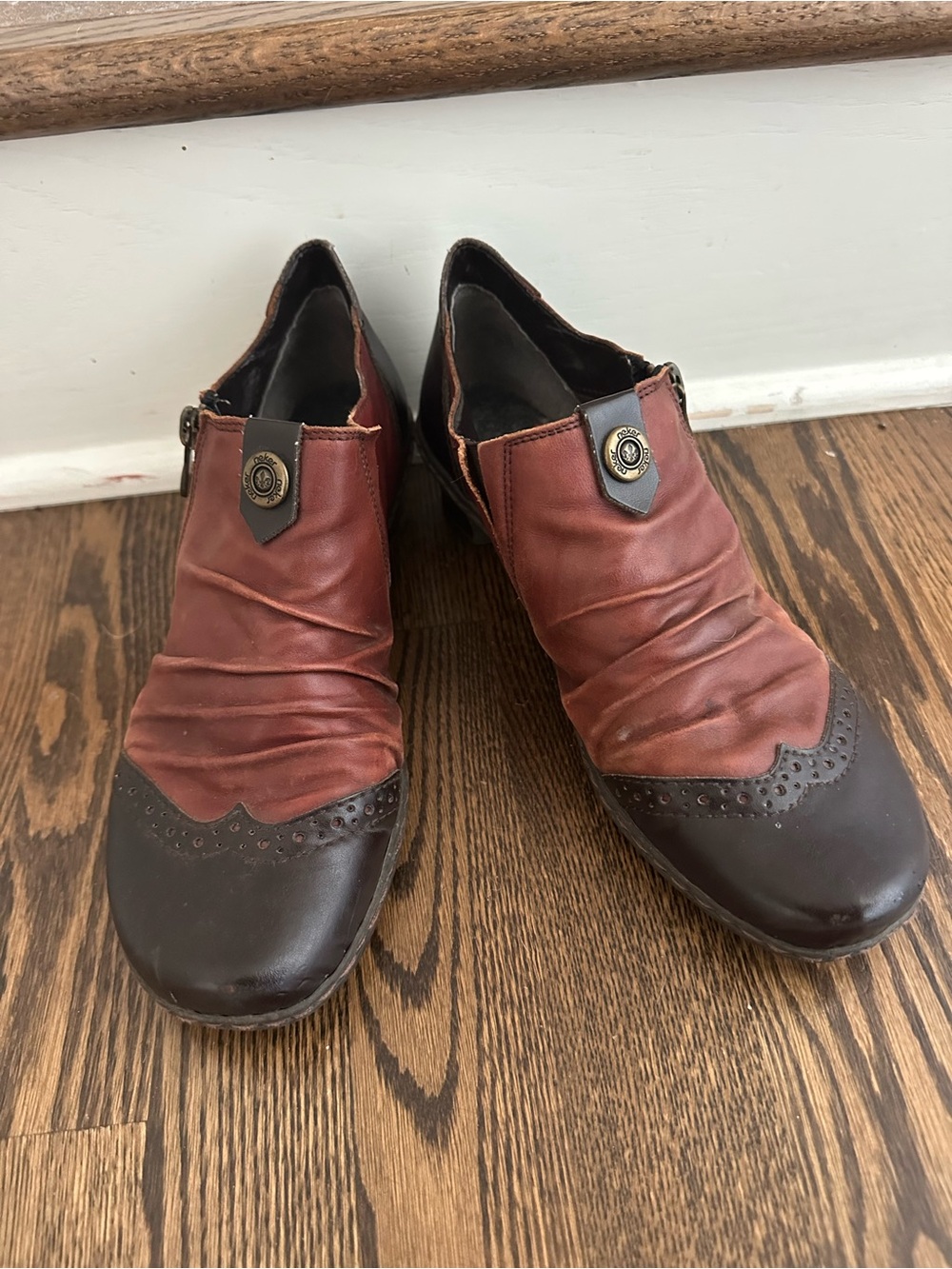 Two-Tone Brown Leather Dress Shoes